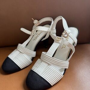 Elegant Women's Cream and Black Heels